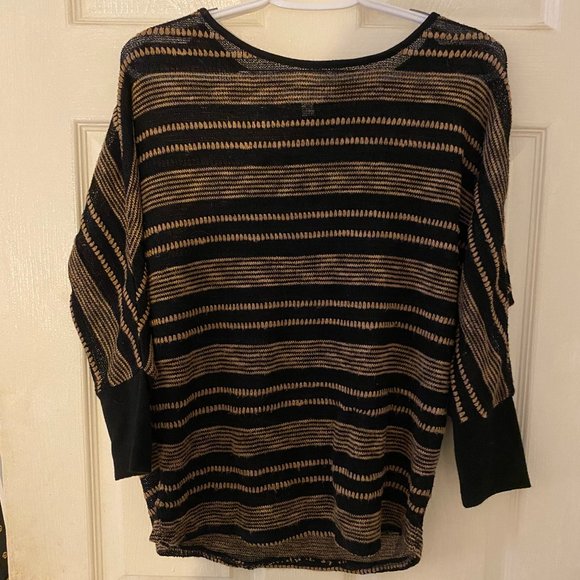 Women's Sweater Charming Charlies Size Medium - Picture 1 of 2